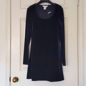 NWT. Express Black Velvet Long Sleeve Dress.
